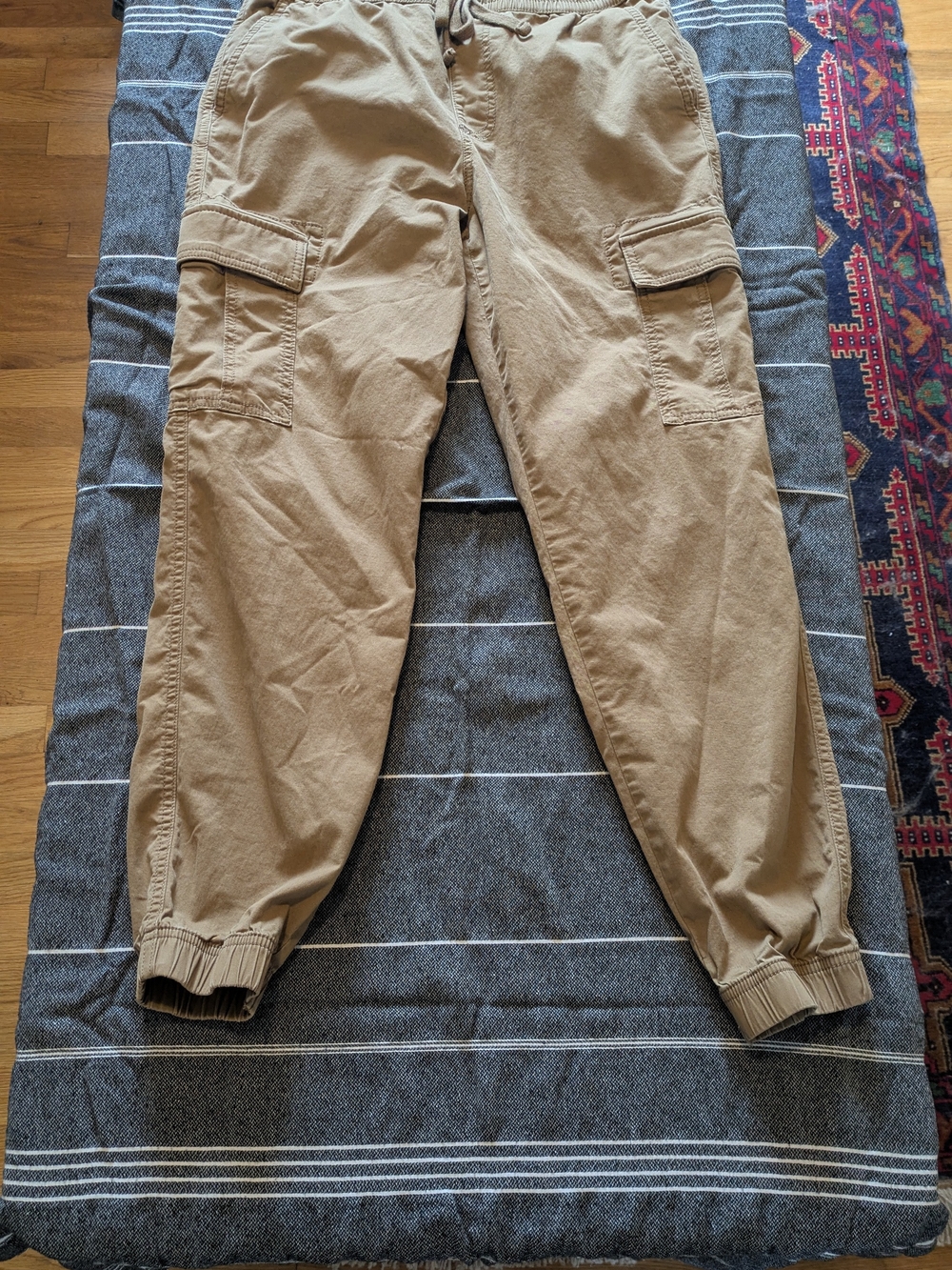 Sonoma Men's Cargo Joggers in Khaki Tan
